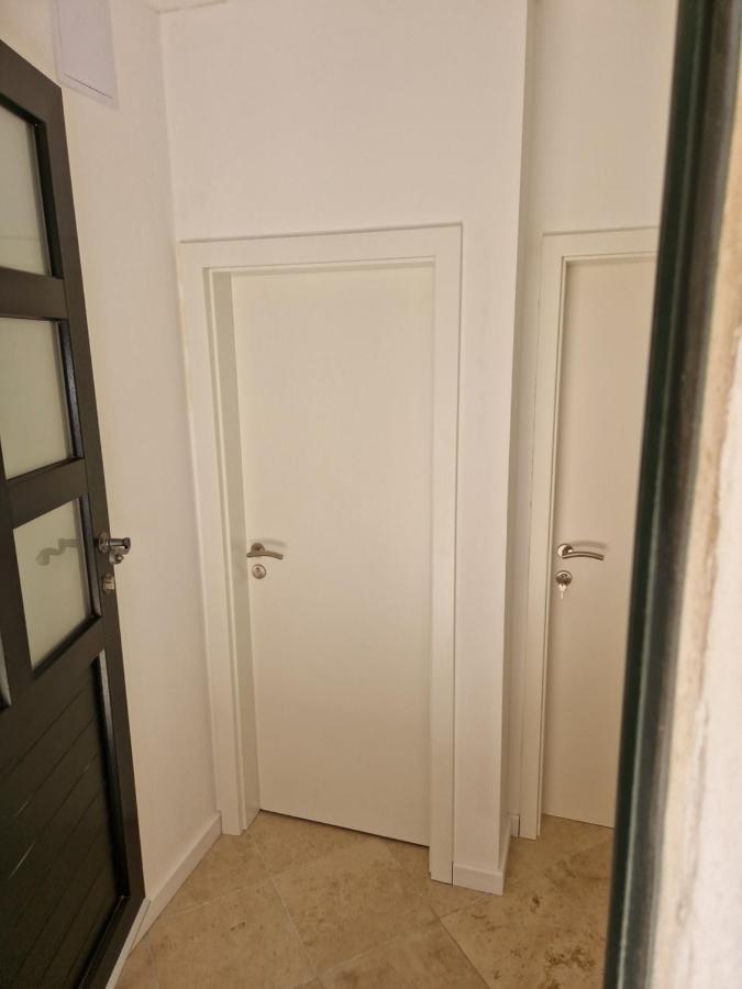 Room M&M ดูบรอฟนิก ภายนอก รูปภาพ